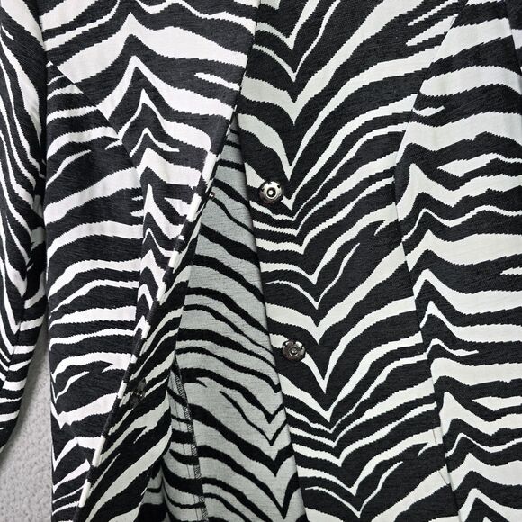Chicos Zebra Print Knit Blazer Jacket Size 0 Slit Pockets Snap Closure - Picture 12 of 13